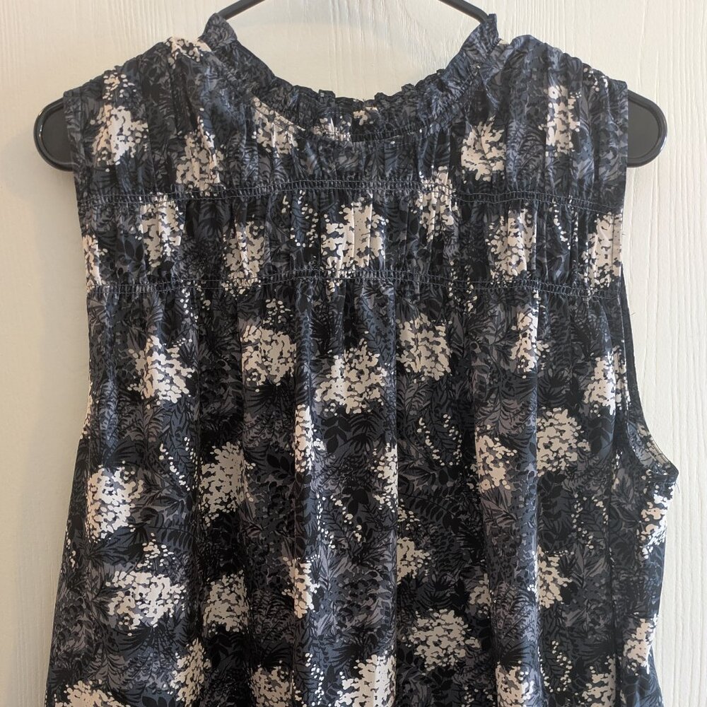 JOIE Ruffled Neck Sleeveless Satin Smock Tank Size XL Black Gray Baltic Print